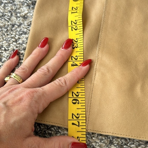 B. Moss vintage women’s leather fitted jacket size medium - Picture 13 of 14